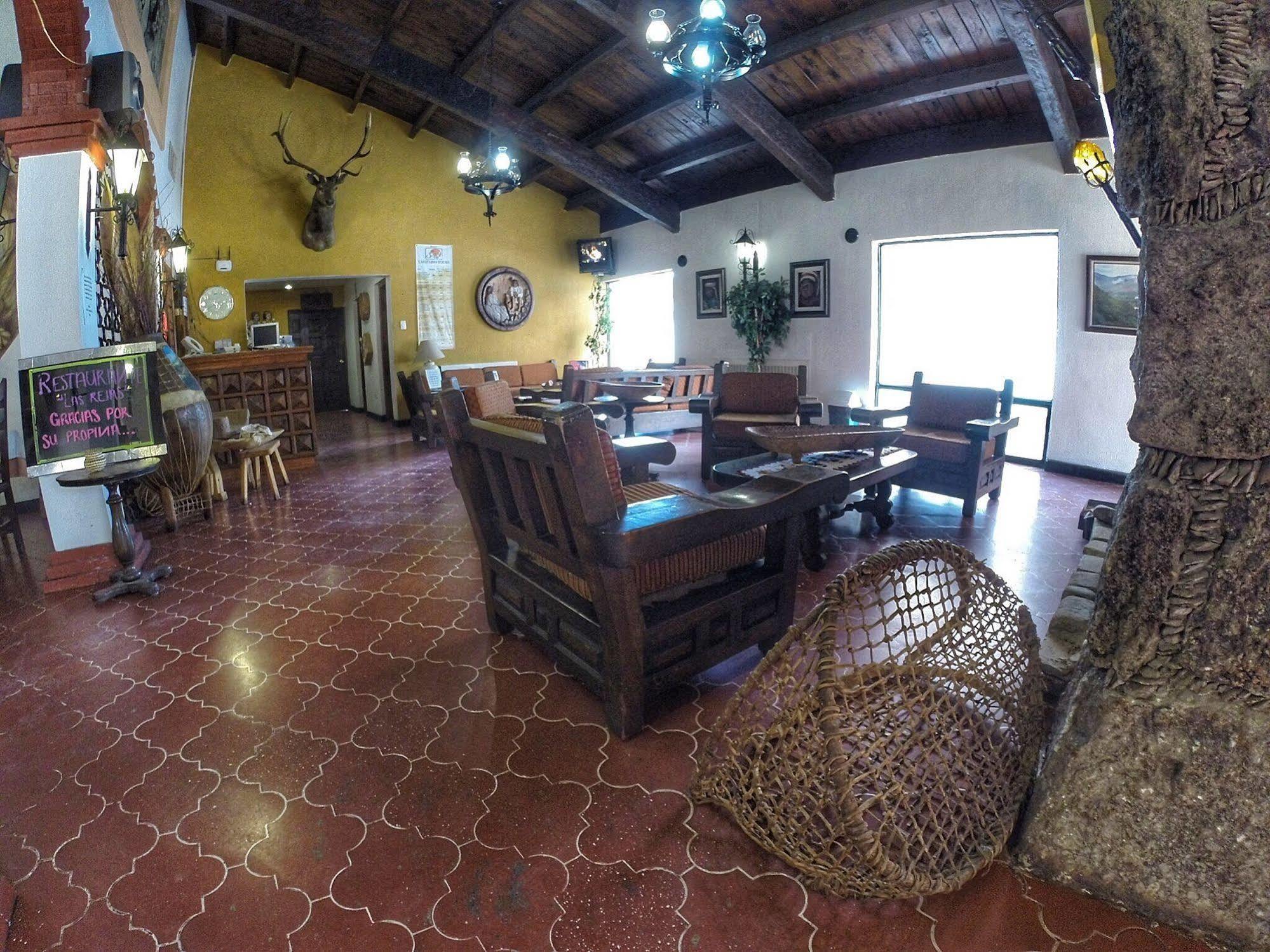 Hotel Parador Santa Cruz Creel Luaran gambar