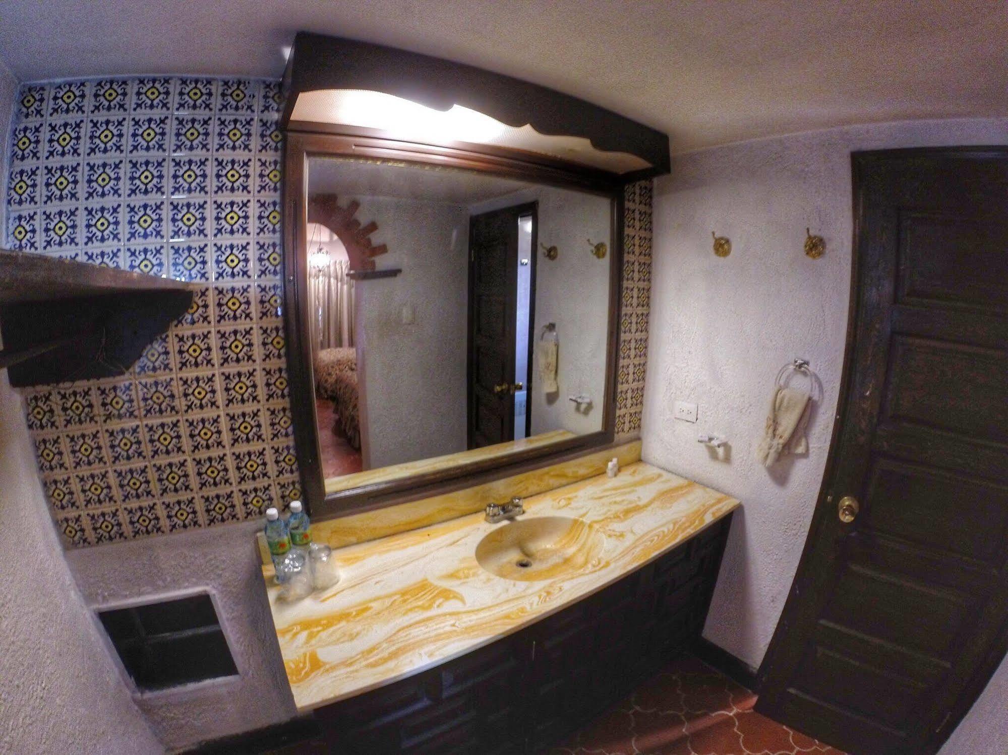 Hotel Parador Santa Cruz Creel Luaran gambar